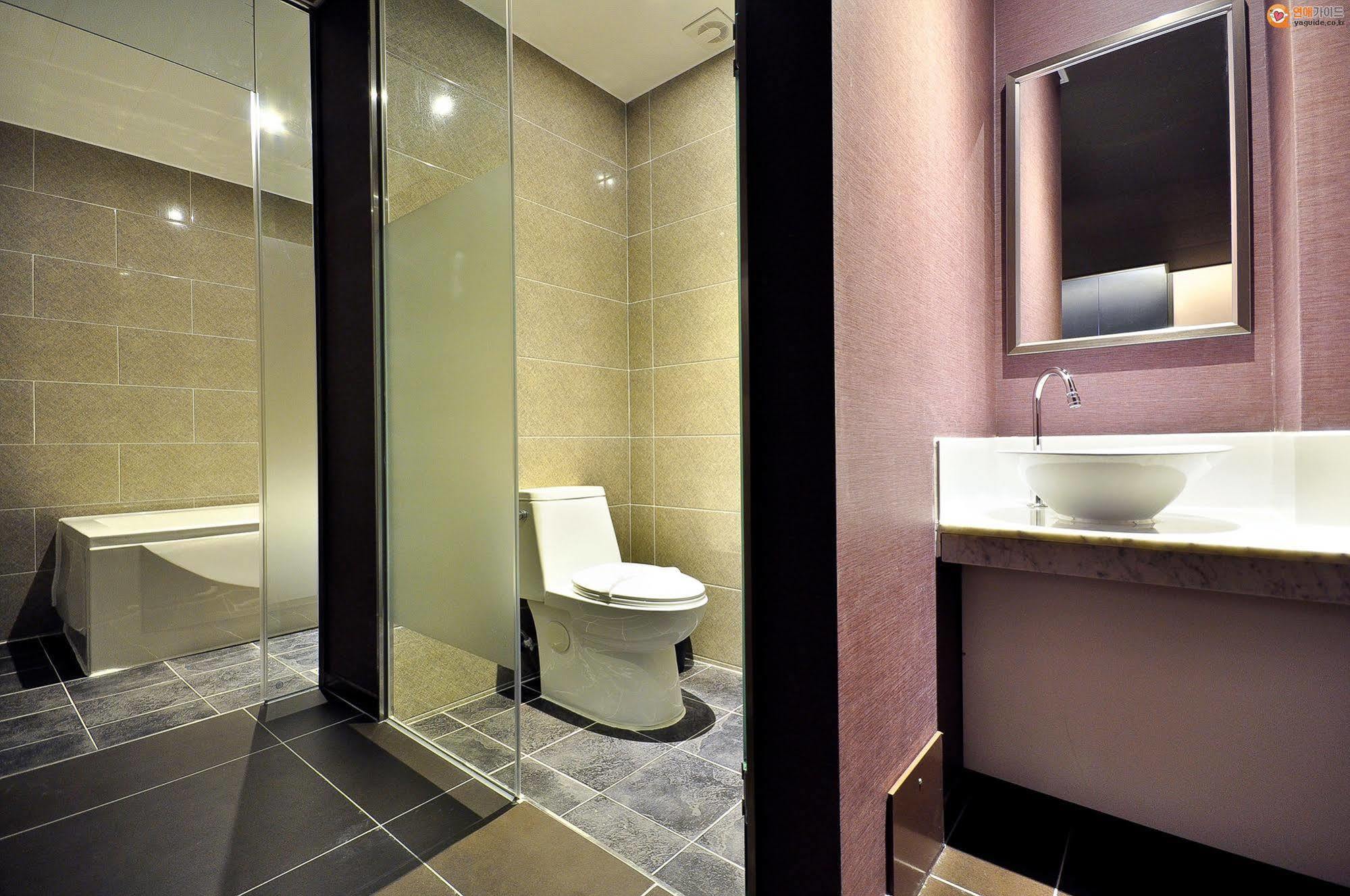 Boutique H Hotel แทกู ภายนอก รูปภาพ