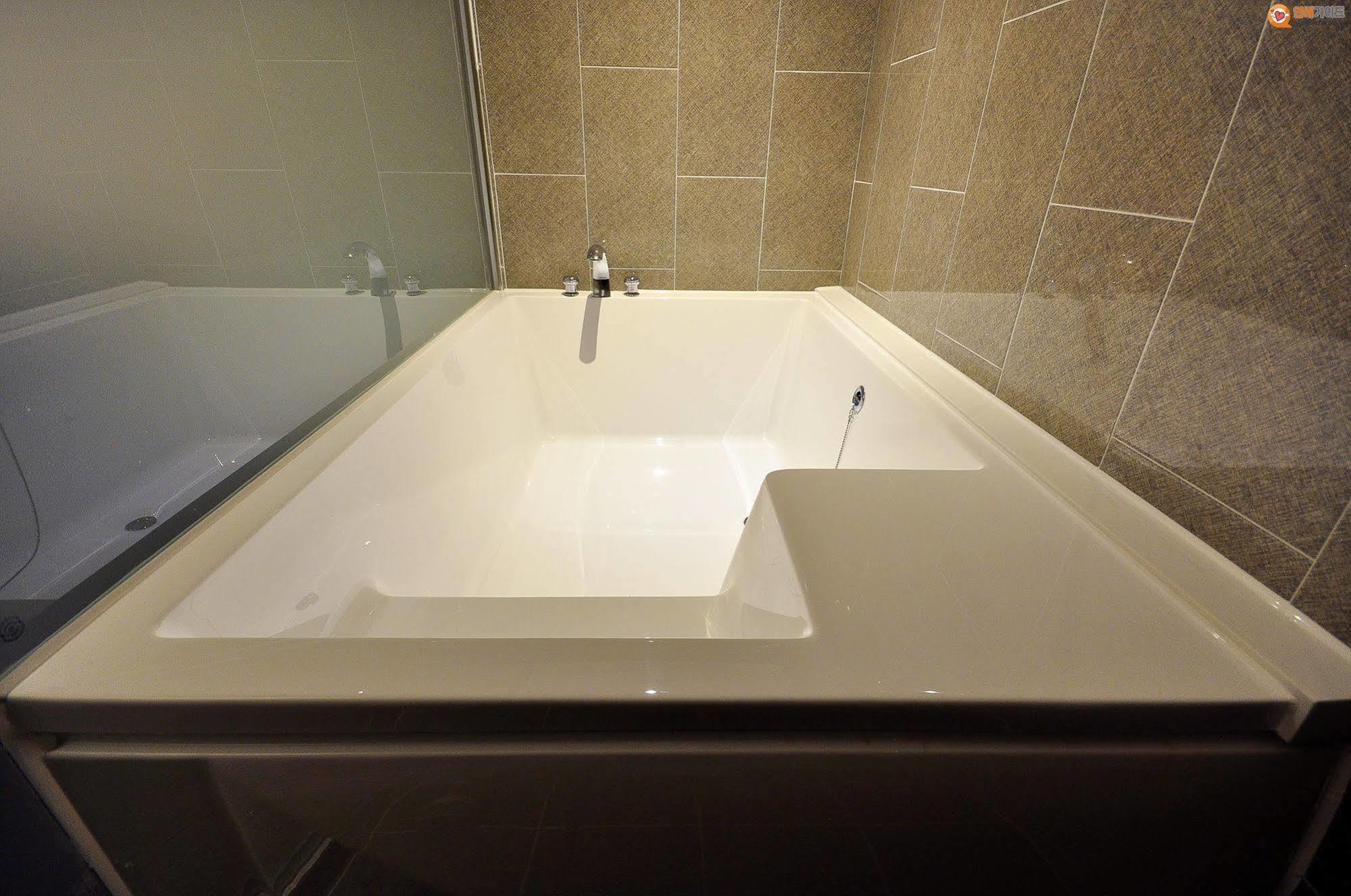 Boutique H Hotel แทกู ภายนอก รูปภาพ