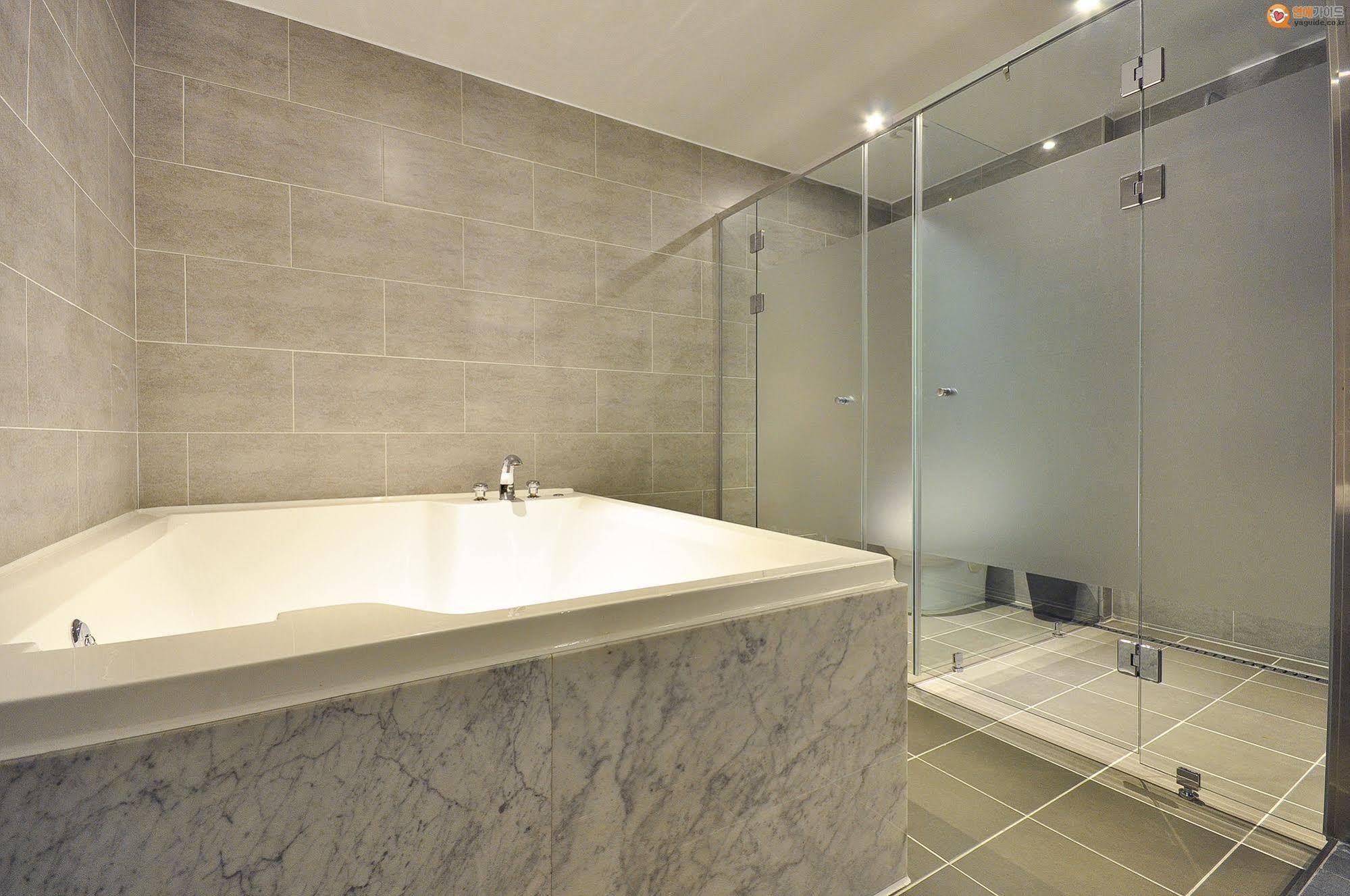Boutique H Hotel แทกู ภายนอก รูปภาพ