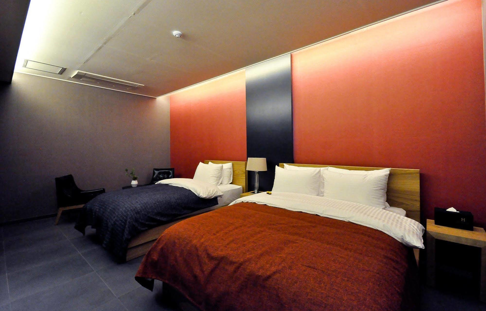 Boutique H Hotel แทกู ภายนอก รูปภาพ